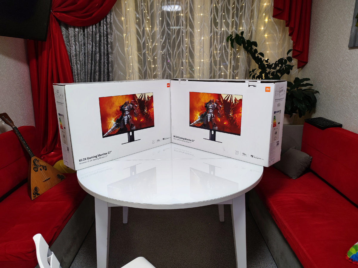 Не удивляйтесь, на балалайке иногда играет муж. 🤭 Она случайно попала в кадр. Правда 😆