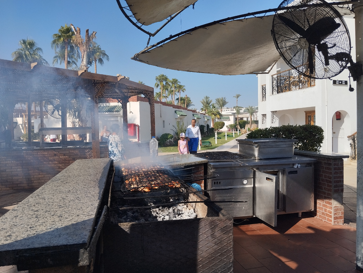 Гриль на обед.