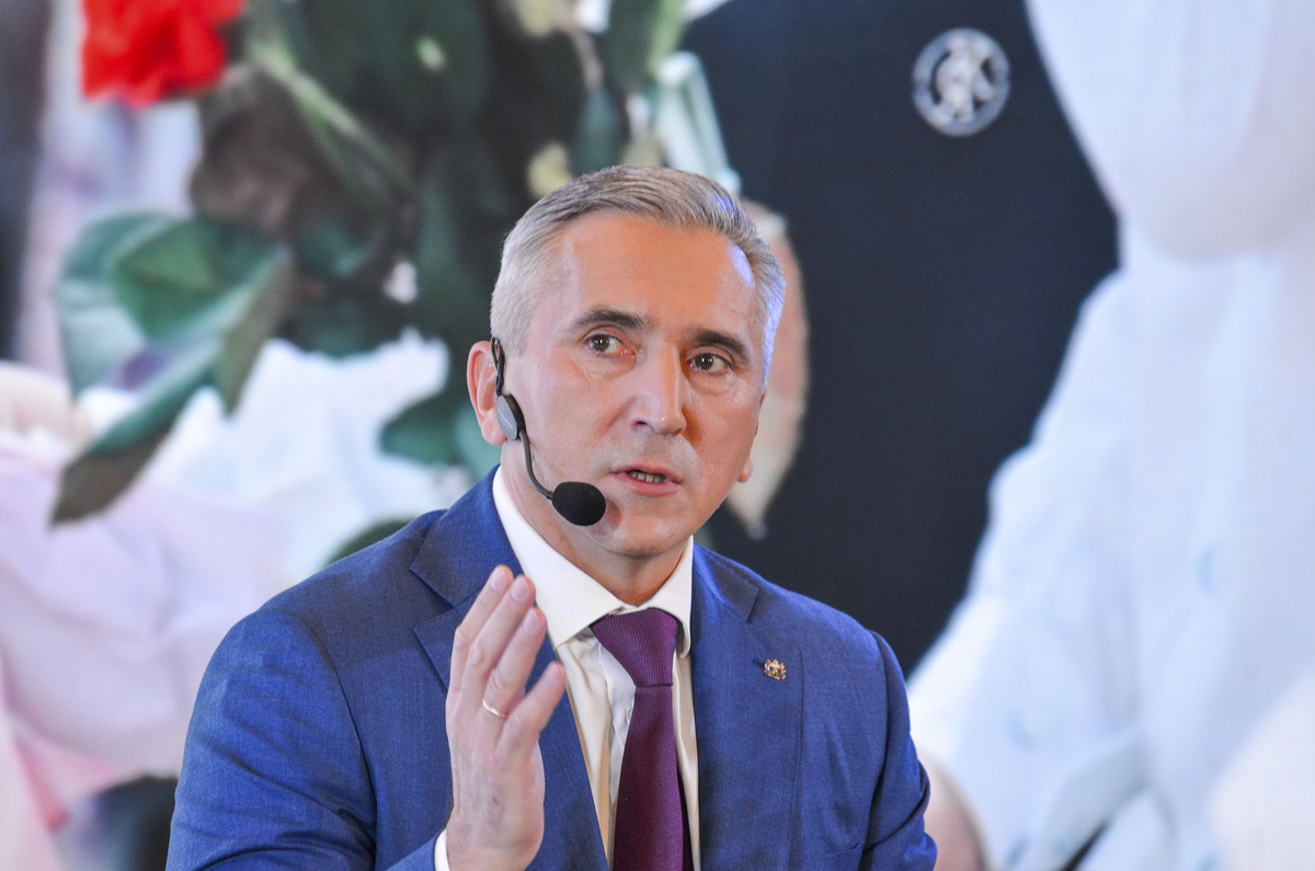 Тюменский губернатор завел личный подкаст в телеграме.  Фото: ФедералПресс / Дмитрий Шевалдин