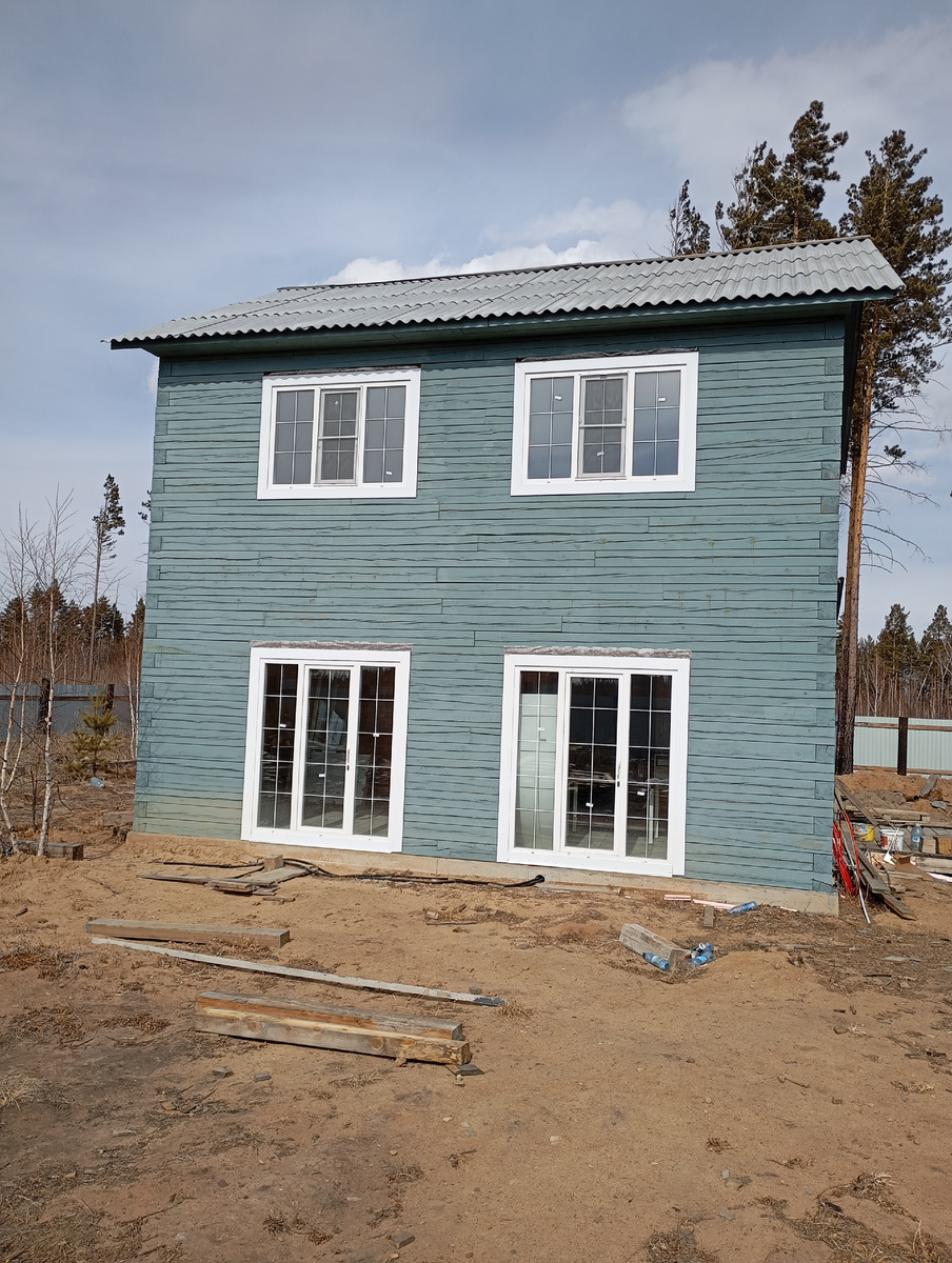 Вот в таком домике установлен ПЛЭН