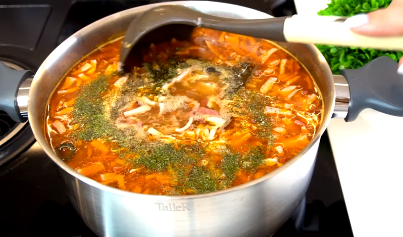 Как говорит мой муж "Вкуснее супа просто нет!": Солянка сборная мясная +✔️Полезные советы.