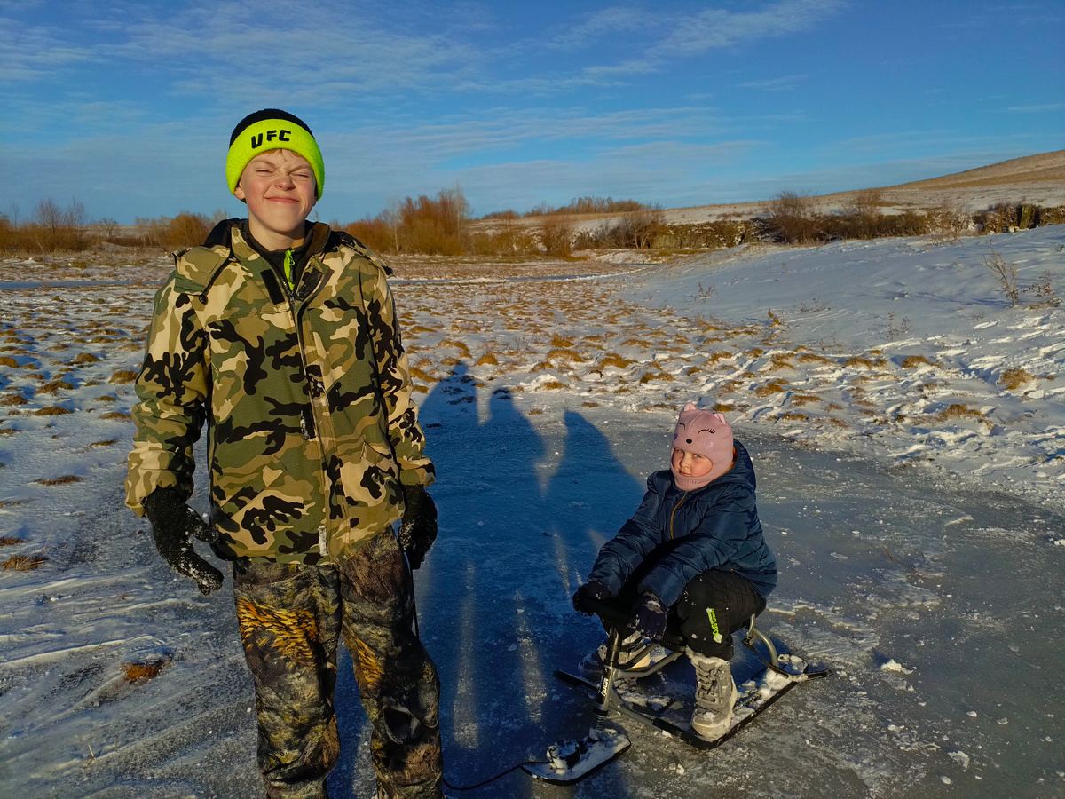 Варюшка у нас ночевала.