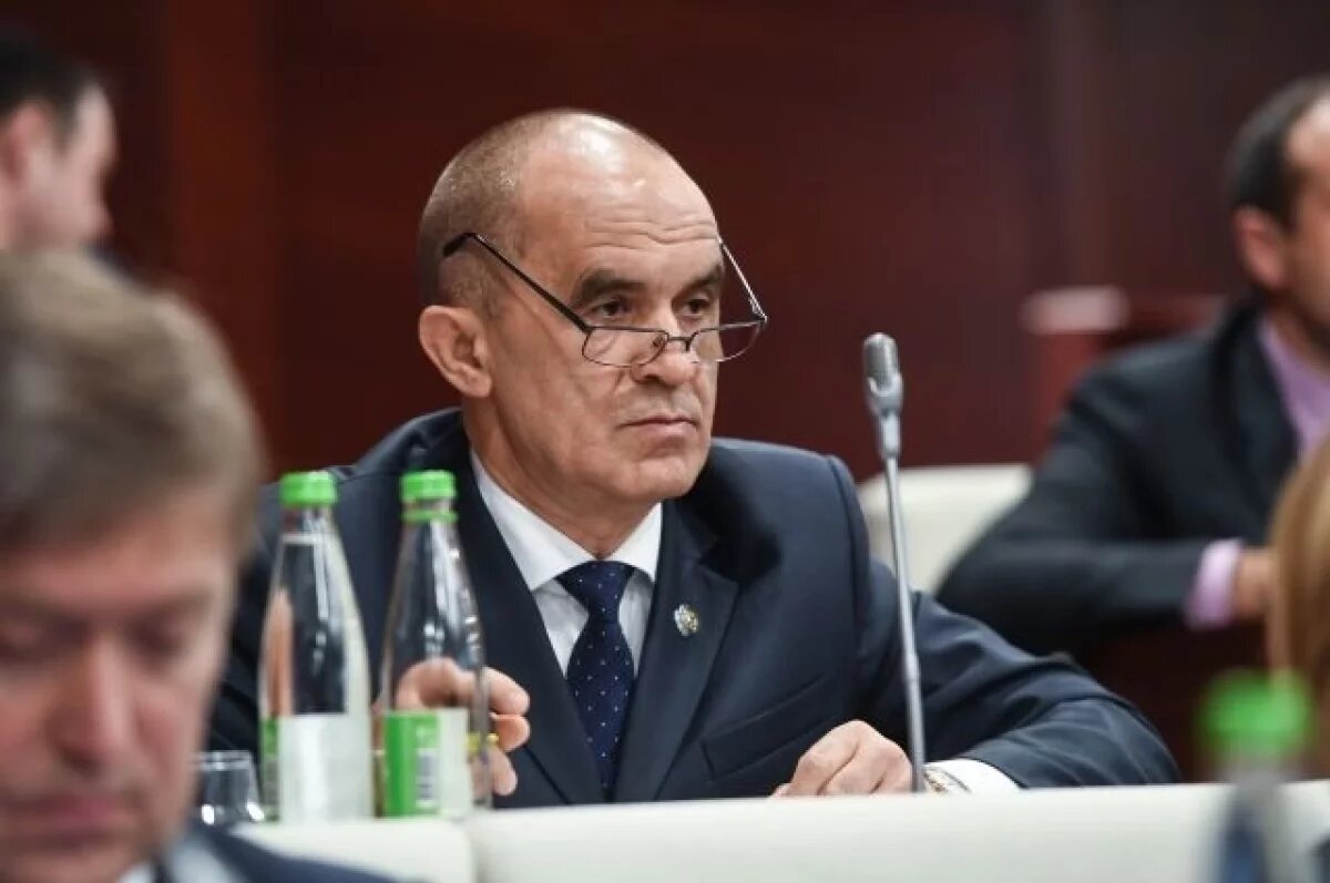    Энгеля Фаттахова обвиняют в новом эпизоде взятки