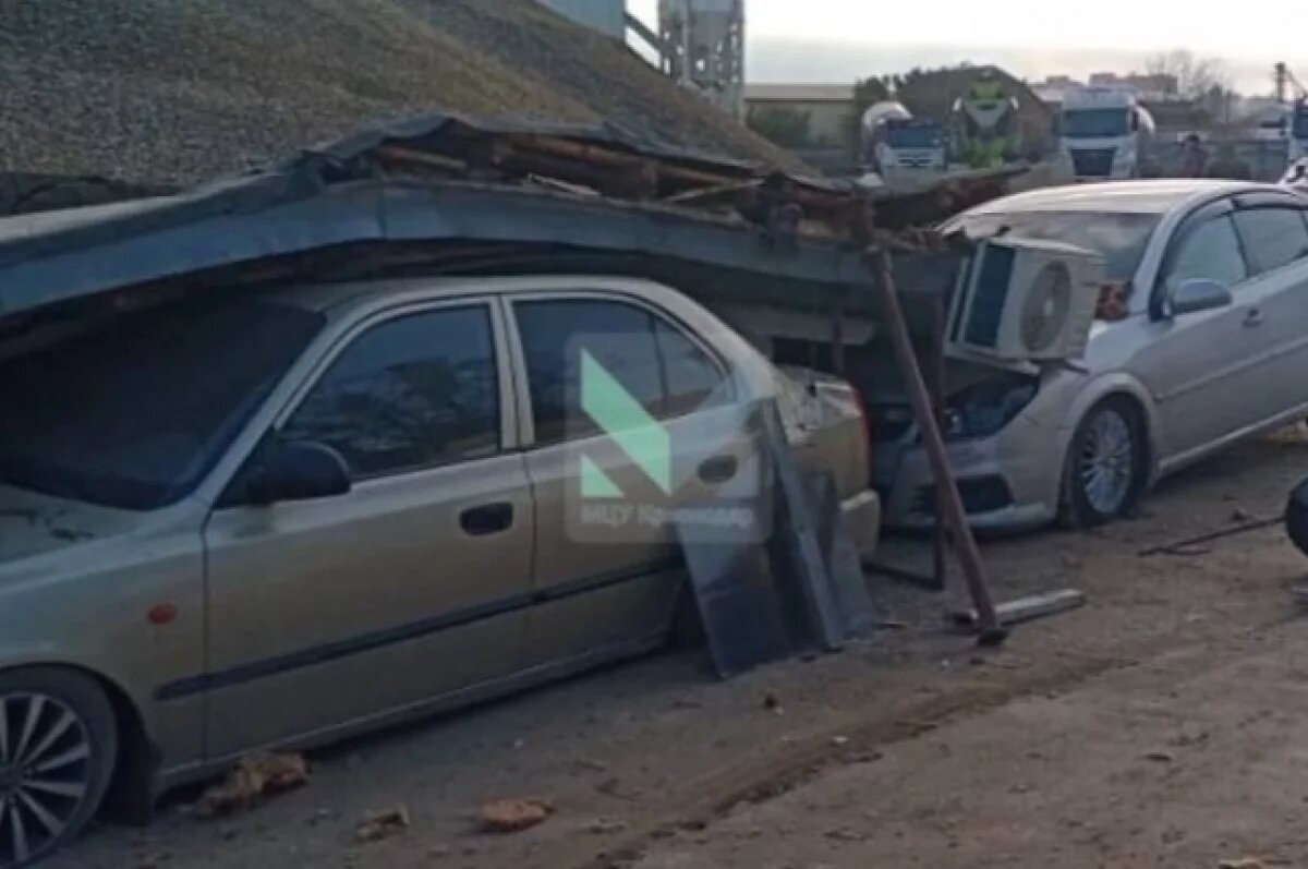    В Краснодаре под завалами стены погибла женщина