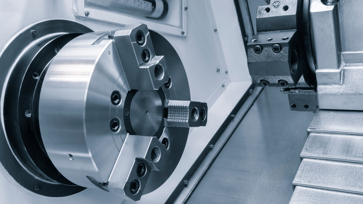 Зажимной патрон с прямыми кулачками. Источник изображения: Matveev Aleksandr / www.shutterstock.com/ru 