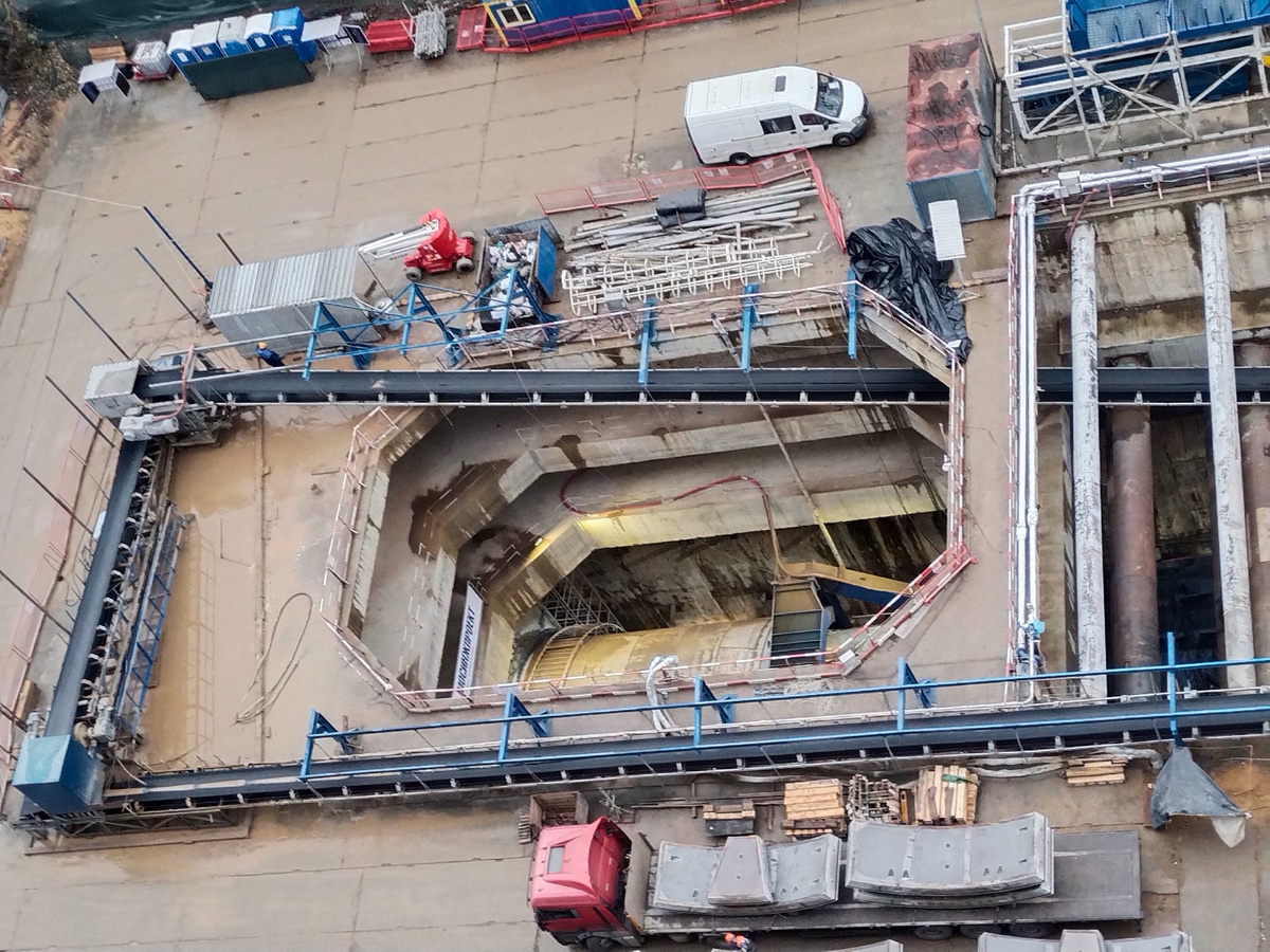 📷 1.1: Монтажная камера.