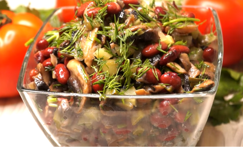 Салат "Ням-Ням" (без майонеза) "должен быть" в копилке каждой хозяйки😋. Выручает, когда гости на пороге +✔️Полезные советы.