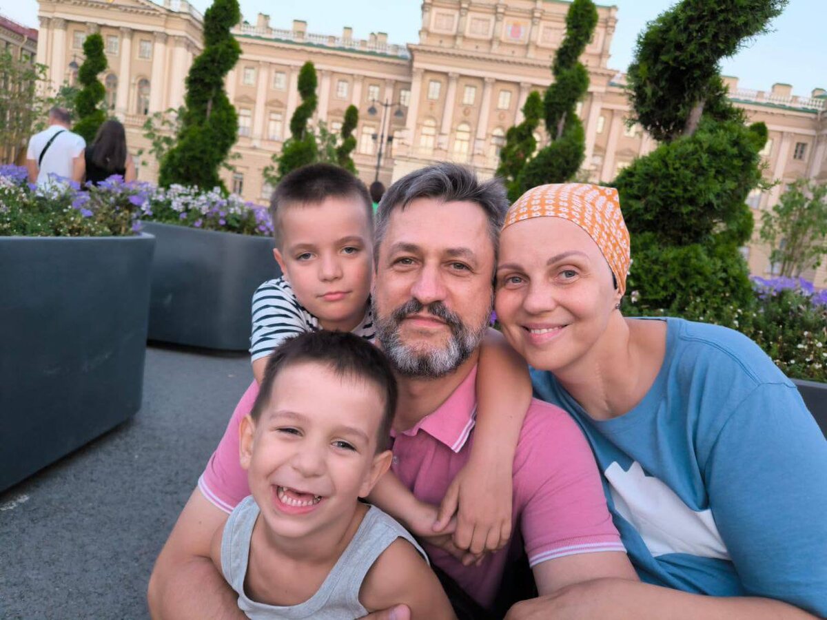 Ольга с семьей. Фото: личный архив Ольги Устенко