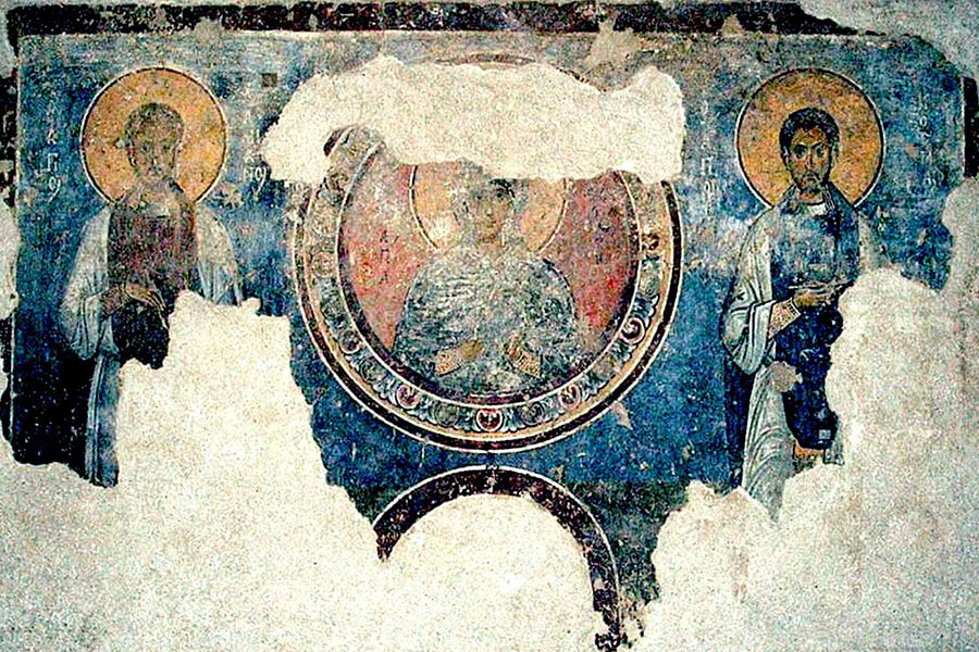 Свв. бесср. и чудотв. Косма и Дамиан Асийские и мать их Феодотия. Фрагмент византийской фрески. Сер. XIII в. Византийский музей, Афины