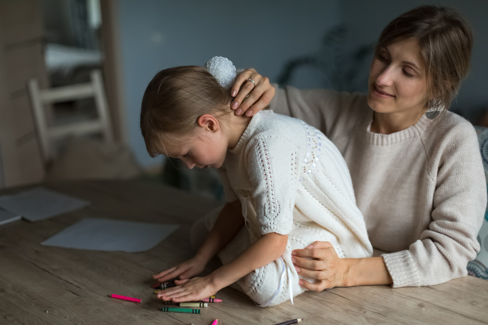 Такое чаще случается, если родители гиперопекающие. (источник изображения: freepik.com)