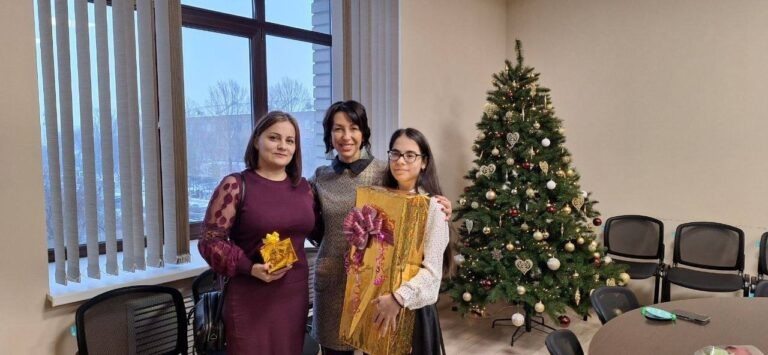    Оренбургская область присоединяется к акции «Ёлка желаний» «О»