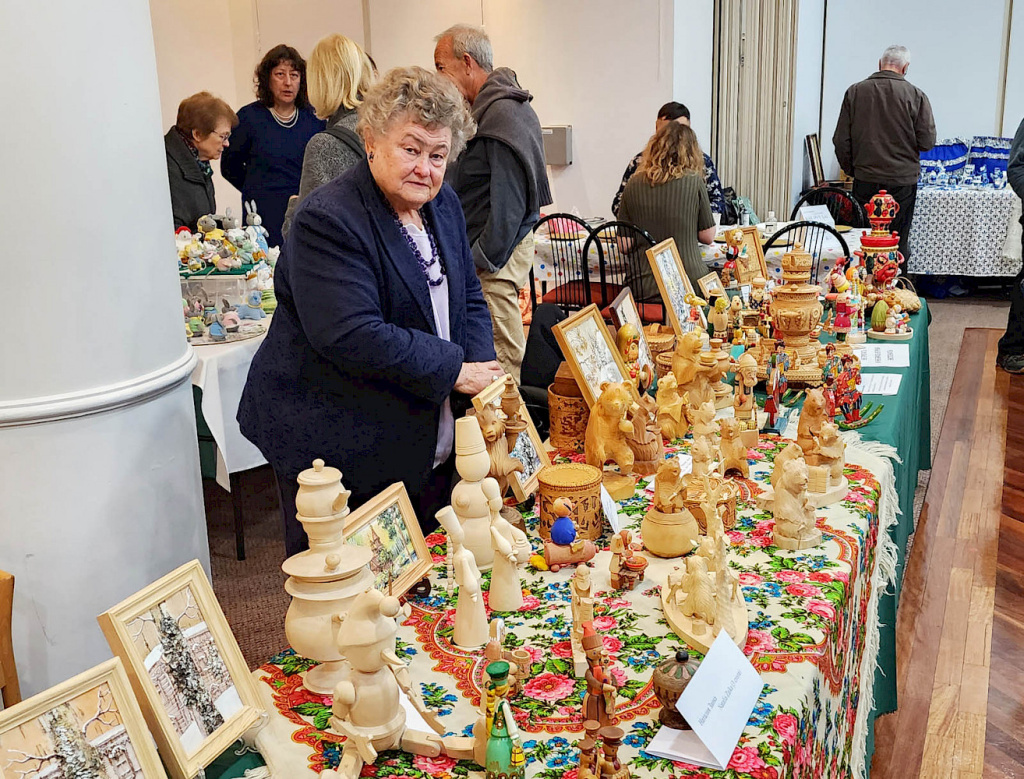 Наталия Николаева-Заика на Дне художественных промыслов в Сиднее. Фото: газета «Единение»