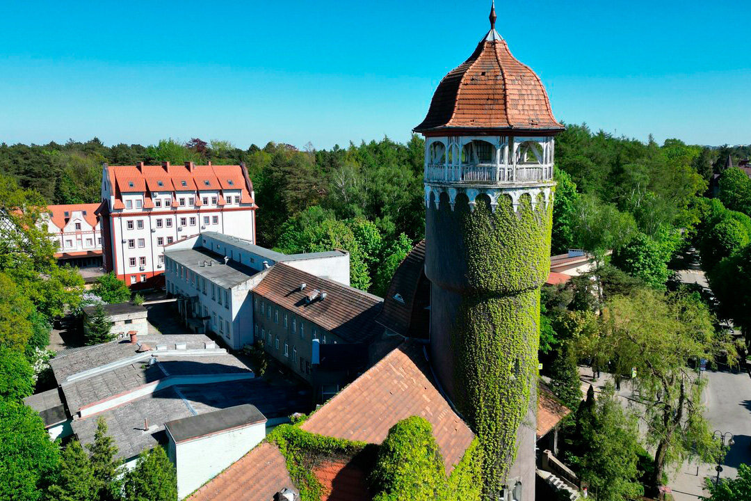 Водонапорная башня давно стала одним из символов Светлогорска. Фото: Евгений / Яндекс Карты
