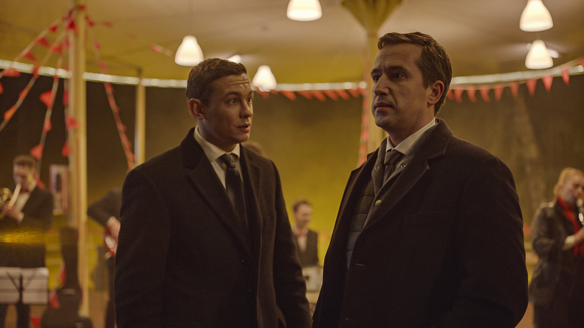 Start. 2024 год. 1 час 30 минут. КиноПоиск: 6.9. KinoOrel - 60/100. Триллер, мистика. Режиссёр: Роман Каримов.В ролях: Никита Кологривый, Егор Корешков, Артём Цуканов, Даниил Толстокулаков, Евгений Харитонов. 