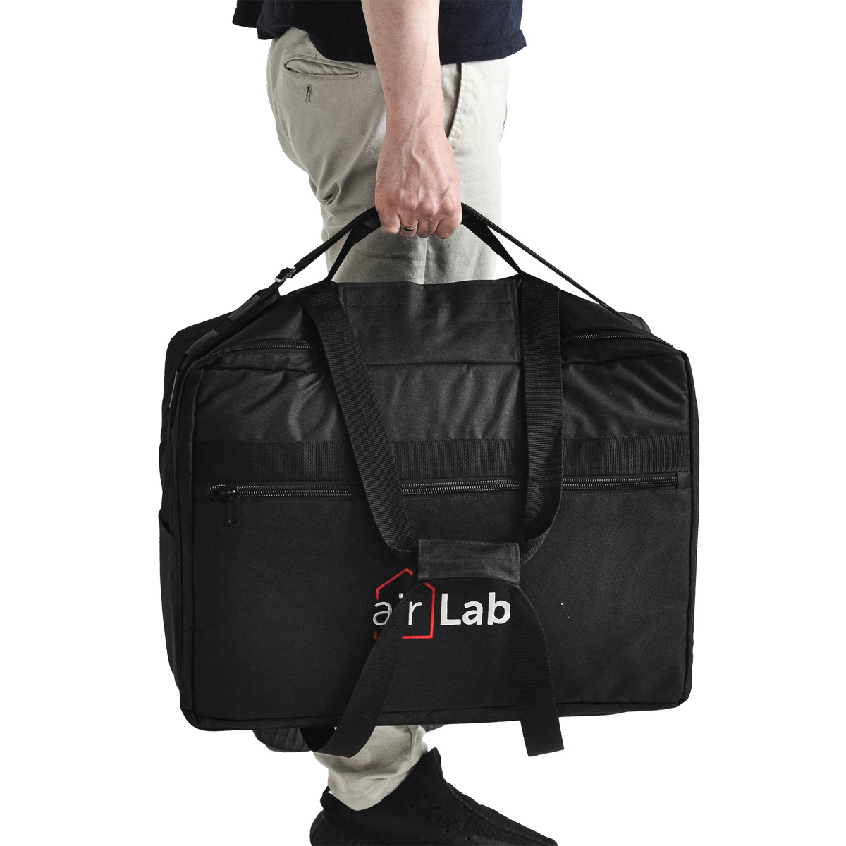 Габариты сумки 540х390х240 мм.