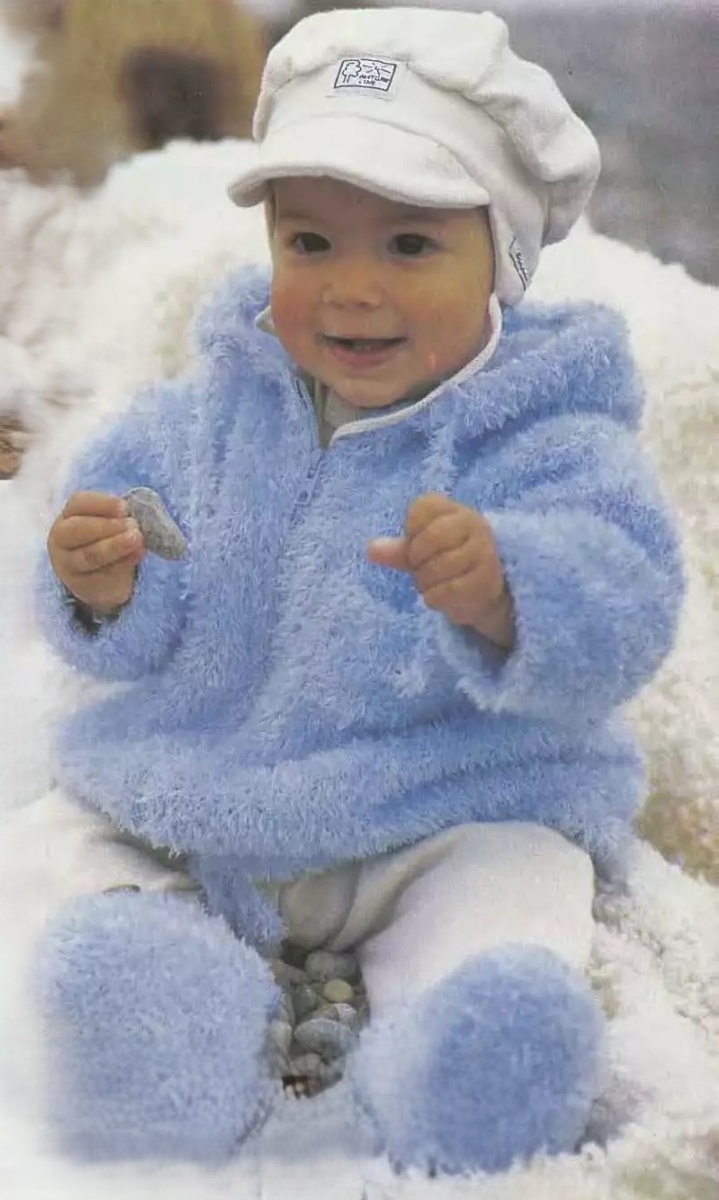 Голубая куртка