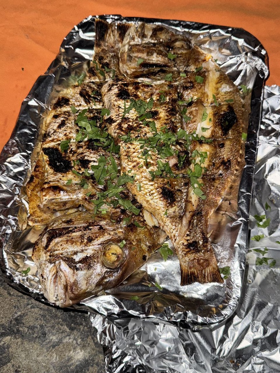 Какая-то, очень вкусная, рыбеха из Индийского океана (Оманский залив).