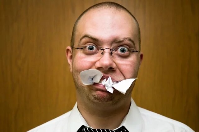    Можно ли есть пепел от бумажки с желанием на Новый год?