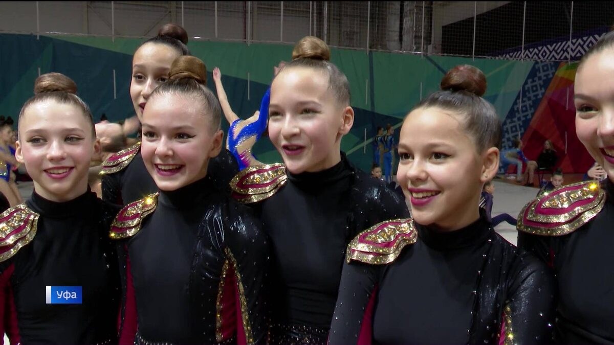    В Уфе прошло Первенство города и Открытый турнир «Колибри» по эстетической гимнастике - сюжет «Вестей»