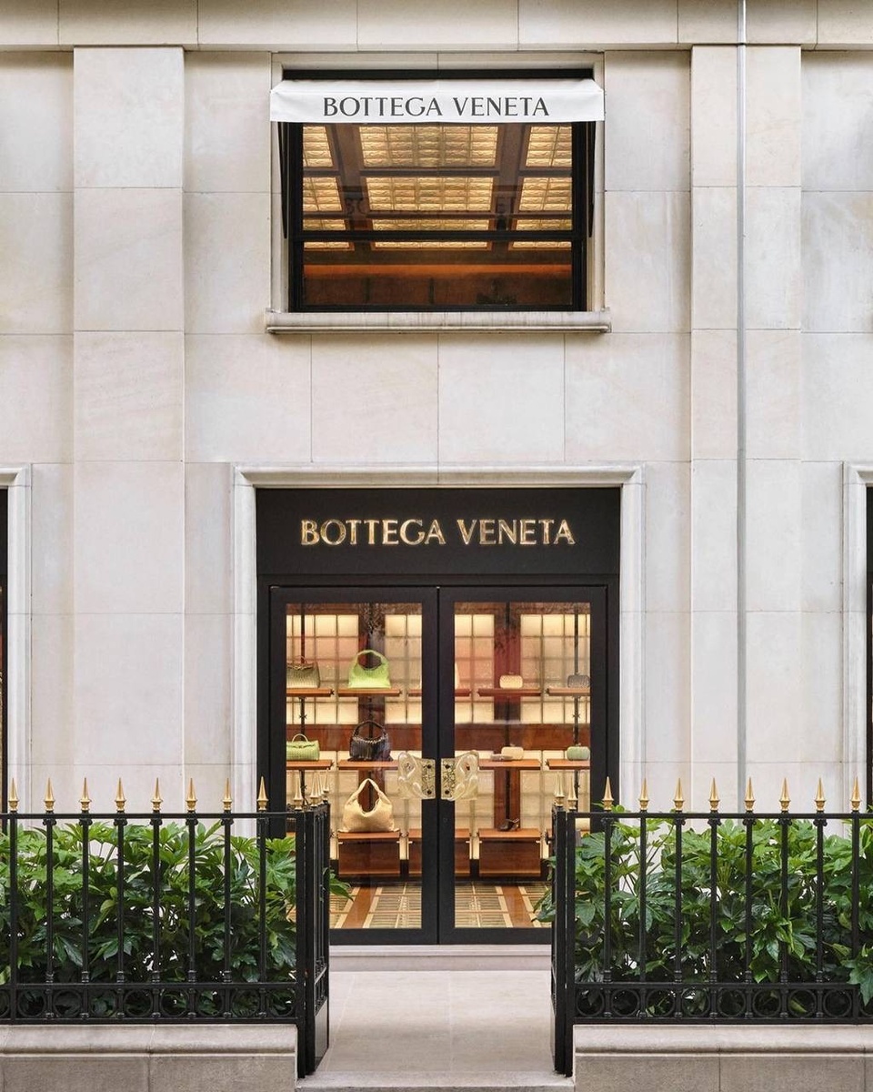 Флагманский магазин Bottega Veneta открылся в Париже после масштабной реконструкции  