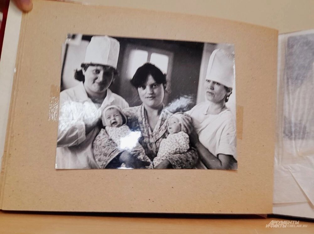    На фото из семейного альбома Коркиных — те самые акушерки, в честь которых дали имена девочкам. Фото:  АиФ