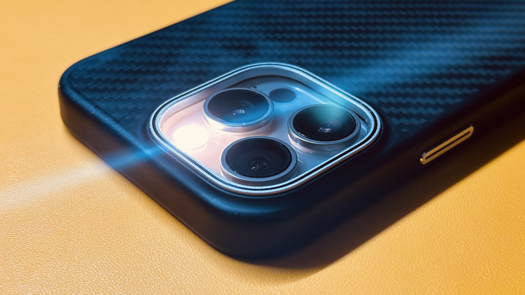    iPhone