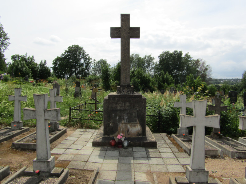 Мемориальное захоронение польских воинов — "борцов за свободу" в 1919-20-х гг.