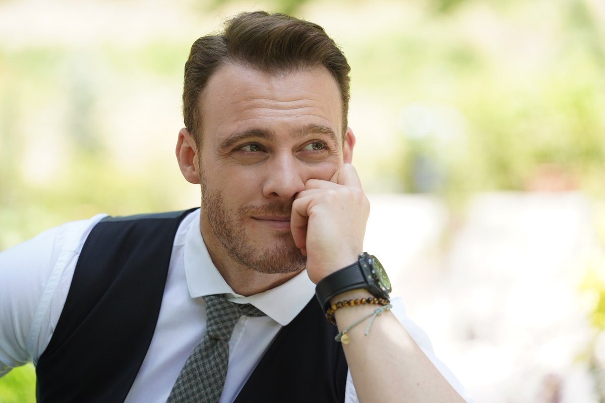 Кадр из сериала "Постучись в мою дверь"