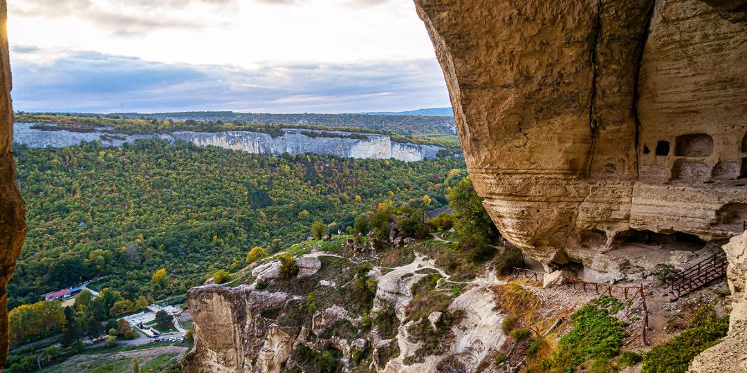 Качи- Кальон. Самый зрелищный крымский пещерный монастырь.