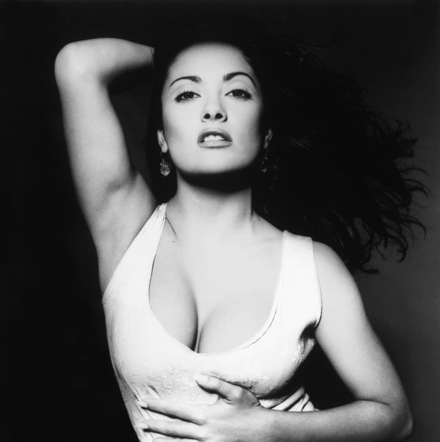 Сальма Хайек Фотограф: Michel Comte 1994 год