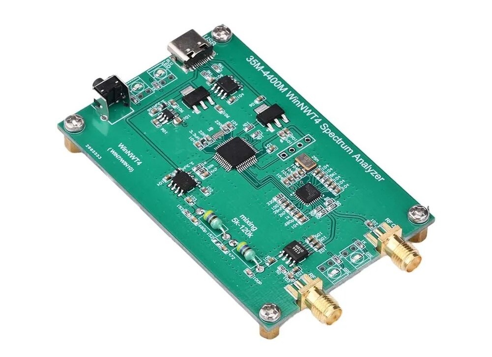 Рисунок 2."Урезанный" вариант платы LTDZ, без следящего генератора и на STM32F103C6T6. Рисунок взят из сети интернет по адресу http://forum.vhfdx.ru/izmeritelnaya-apparatura/analizator-spektra-35m-4400m-winnwt4/msg496367/#msg496367
