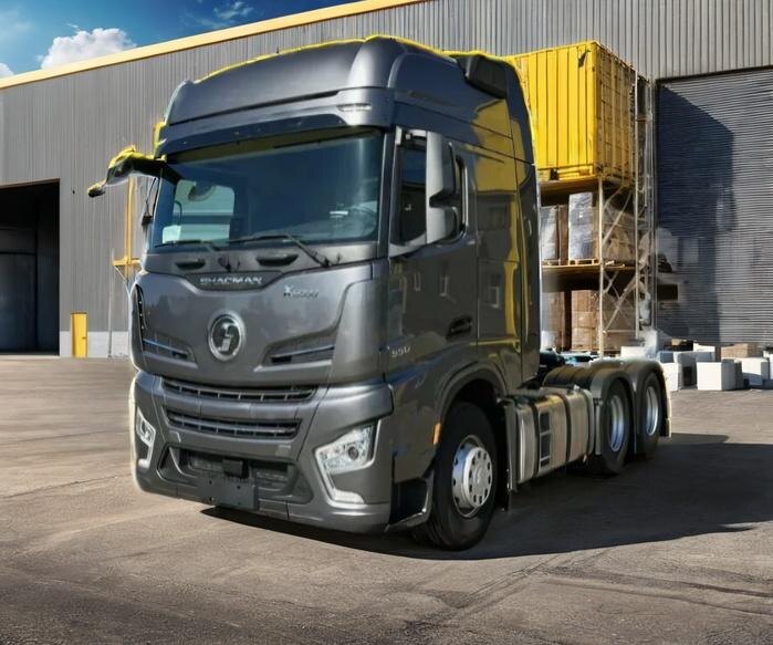 Тягач Shacman 6x4 