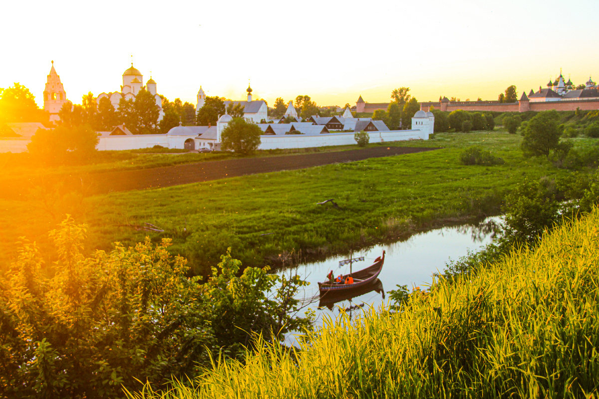 Речные прогулки по Каменке в Суздале
