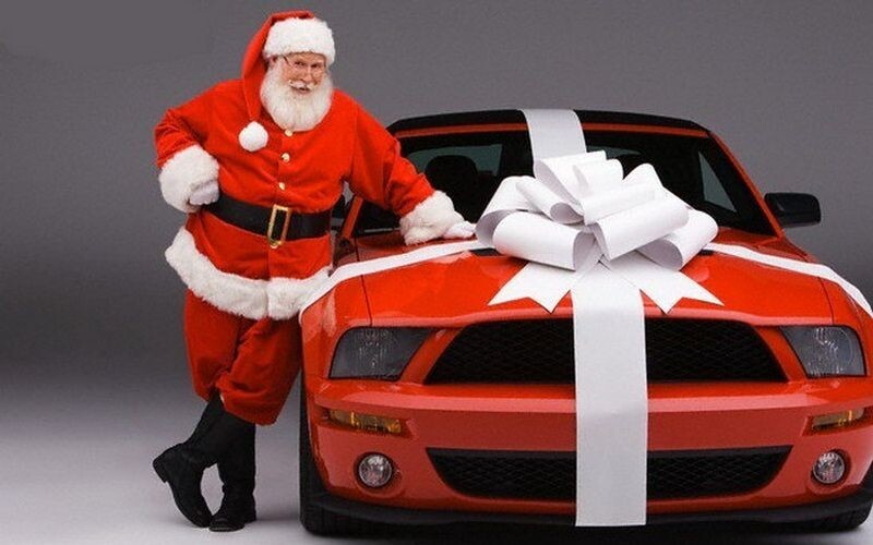 Покупки транспорта и спецтехники традиционно вырастают в конце года по ряду причин. Имеет ли смысл приобретать основные средства в конце года или лучше перенести покупку на следующий год?  