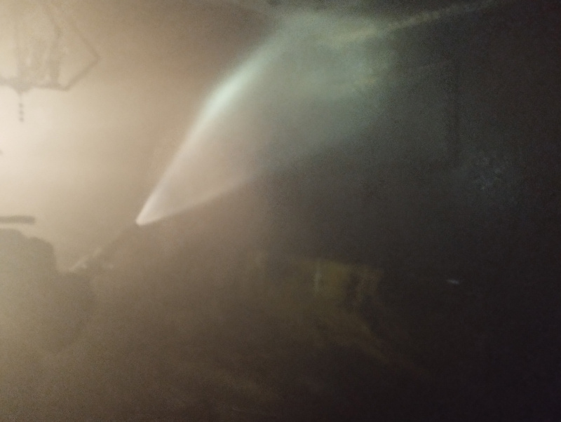    Жильцов с ребенком эвакуировали из горящего дома в КарелииОПС по Олонецкому району