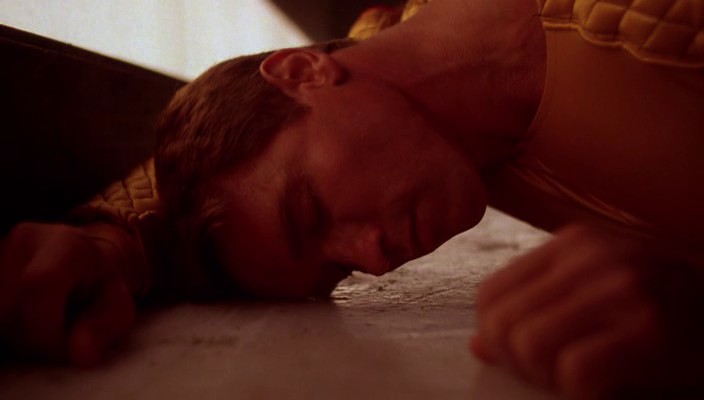 Кадр из фильма "Бегущий человек" (1987)