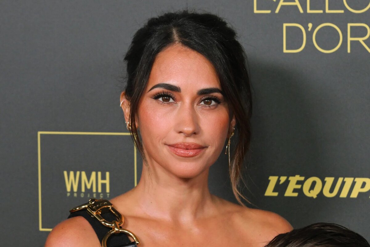 Жена Лионеля Месси Антонелла Рокуццо впечатлила смелым образом на светском мероприятии