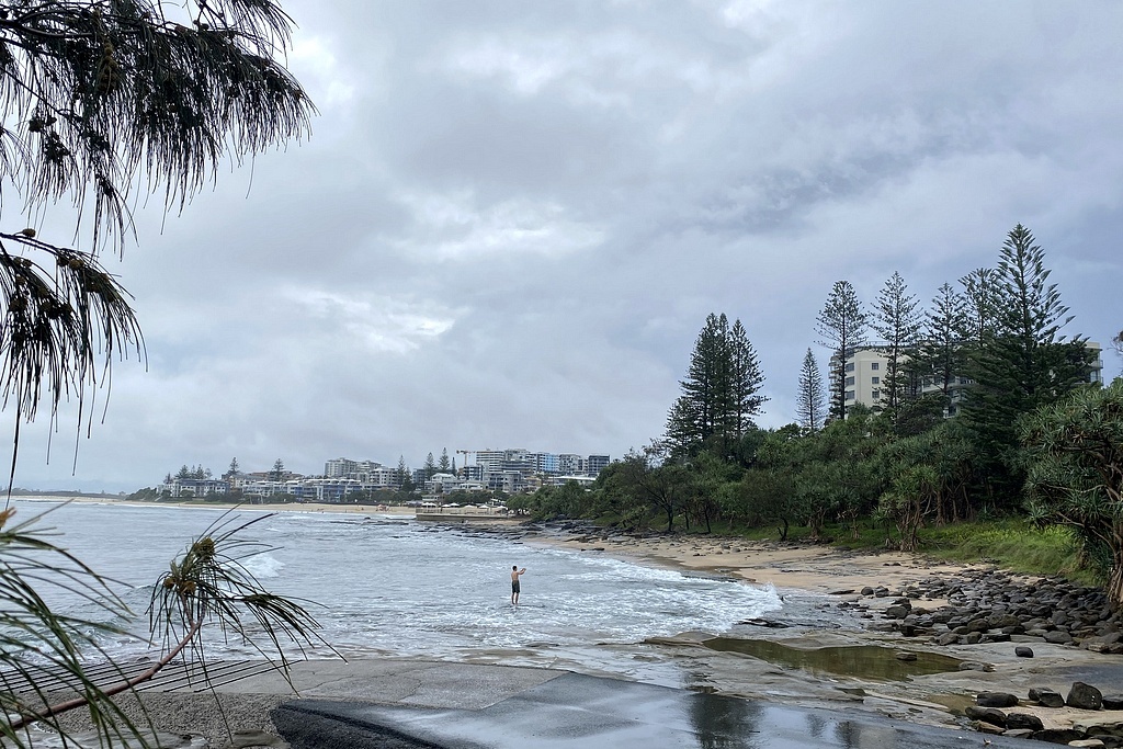 Там, вдалеке - патролируемый участок Кингз-Бич, а в левом нижнем углу - рампа для спуска лодок; здесь и далее - фото из домашнего архива