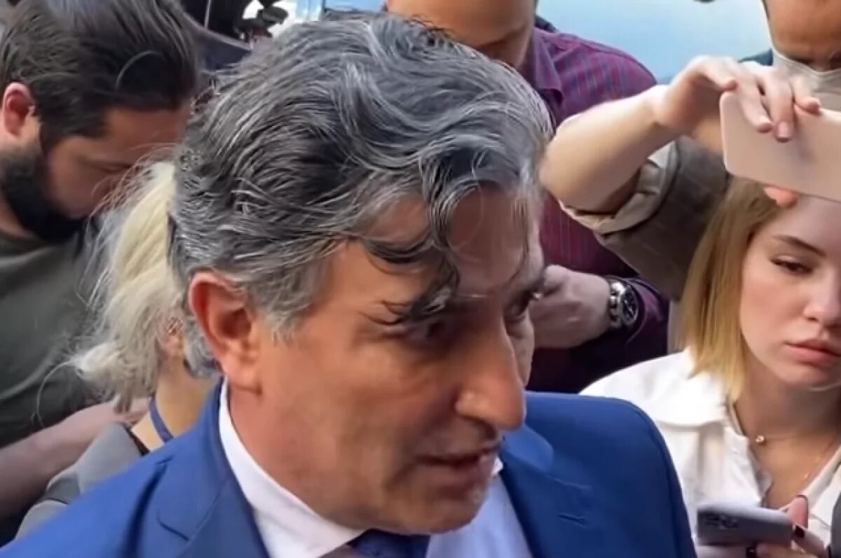    У бывшего адвоката Пашаева не оплачены долги более чем на 707 тысяч рублей