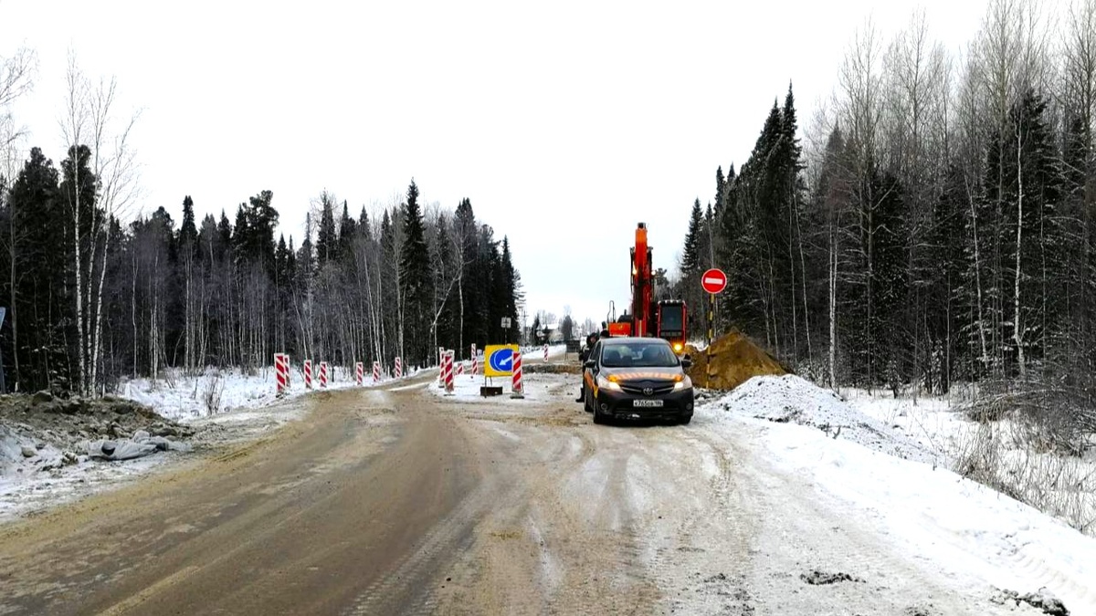    В Югре завершаются работы на подъезде к деревне Шапша Ханты-Мансийского района