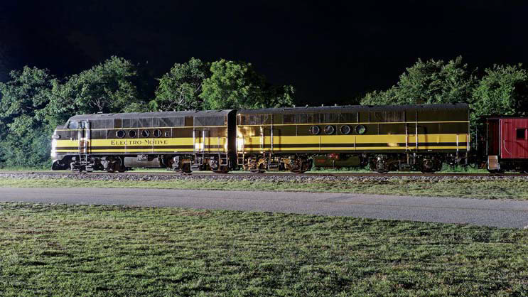 Картинка из свободных источников.  ELECTROMOTIVE FT