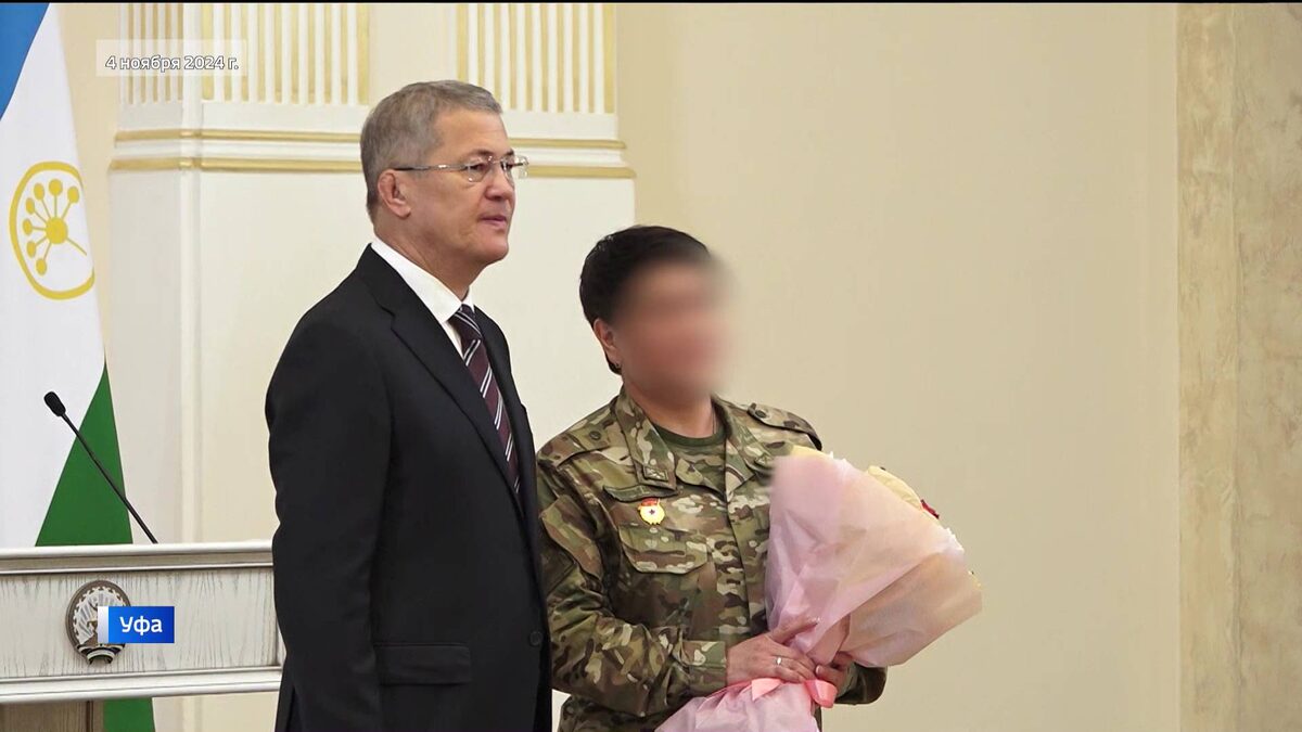    Уроженку Башкирии, спасающую жизни бойцов на СВО, наградили медалью Шаймуратова
