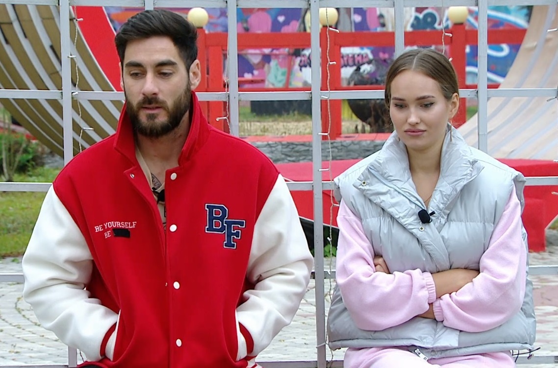 Тигран и Вика Салибековы (фото из эфира на «Okko»)