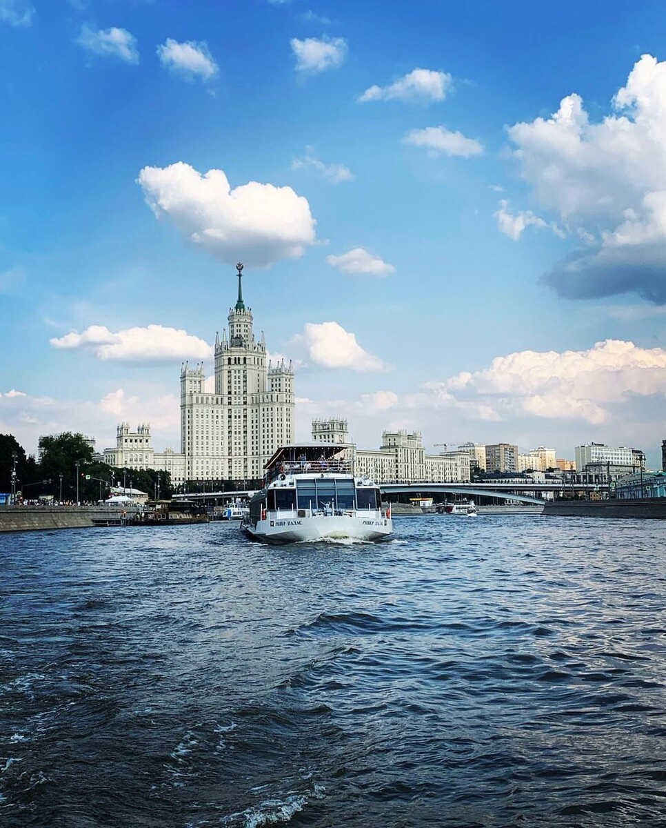 Речная прогулка c Rivertickets © "Покажу Москву"