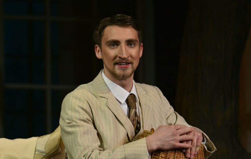    Павел Устинов на сцене МХАТ имени Горького в 2020 году. ФОТО: Pavel Kashaev, Павел Кашаев/ Global Look Press