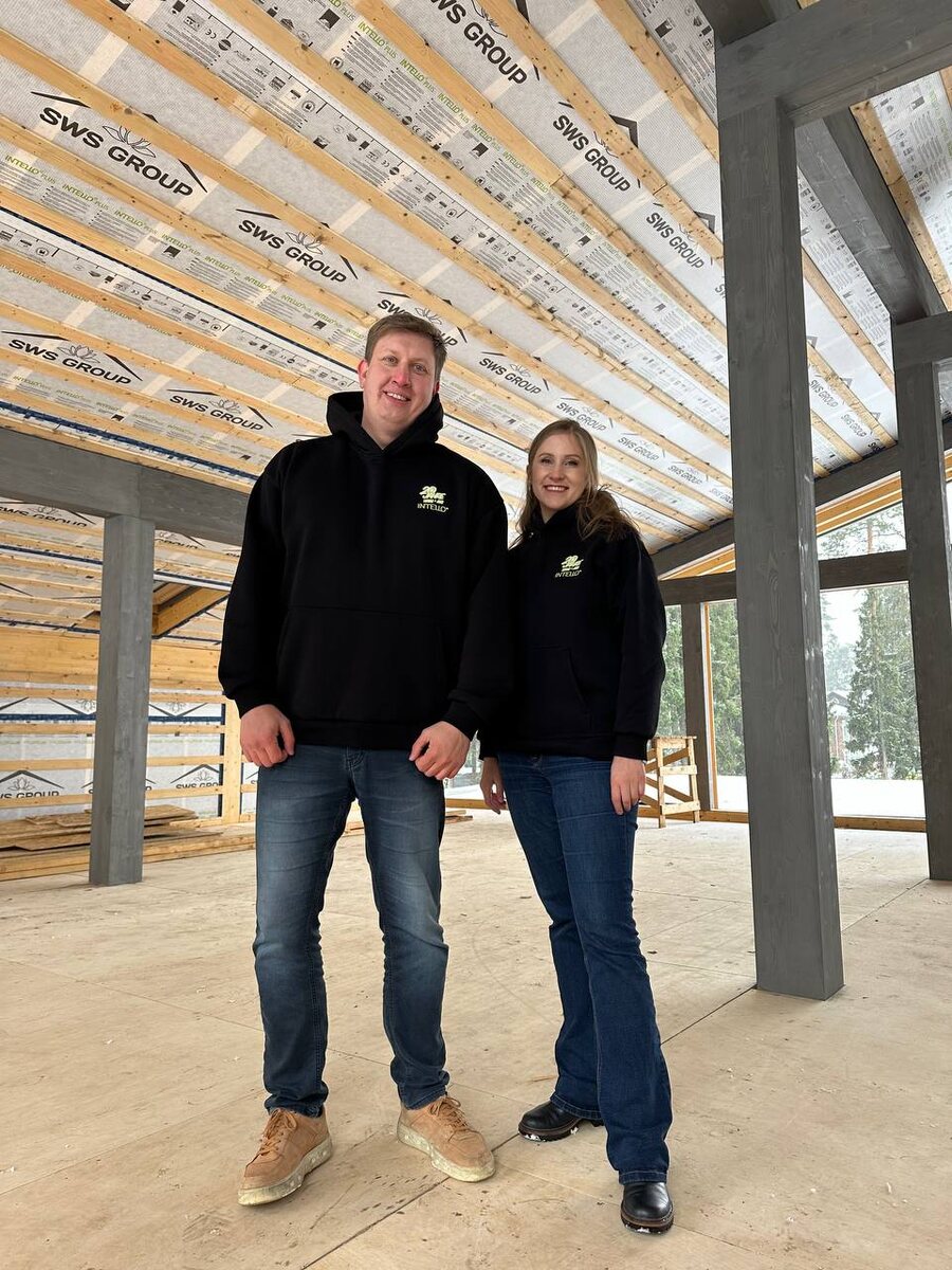 Ильнур Фазлыев, инженер и руководитель техотдела и Олеся Колесникова, маркетолог. Компания “50 Pascal”