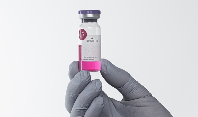 InBioPharma — первый производитель биотехнологических экзосом в России. Их препараты линейки Amrita уже активно используются в клинике Professional после агрессивных косметологических манипуляций.
