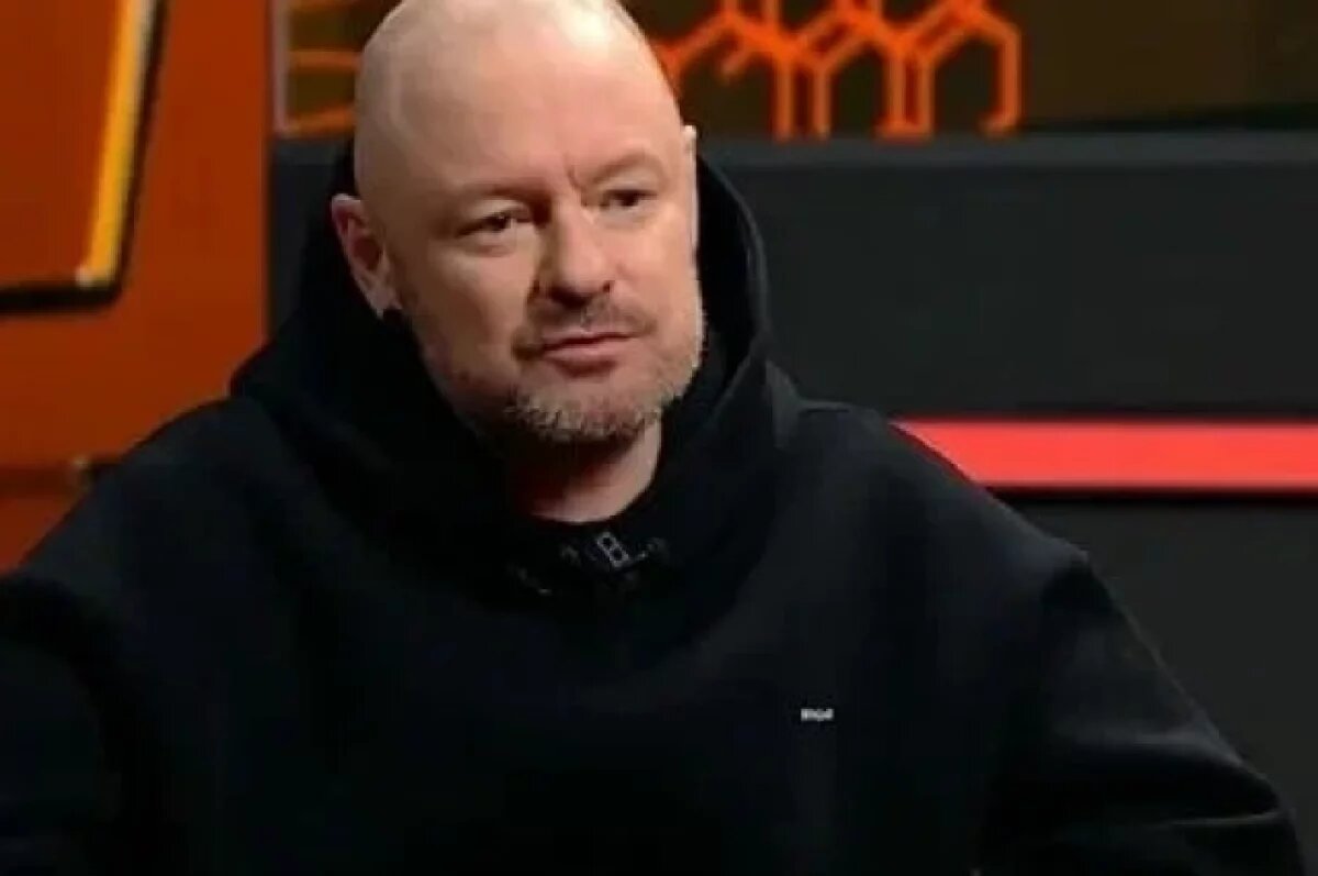    Режиссёр Марк Горобец сделал предложение 18-летней актрисе Олексюк