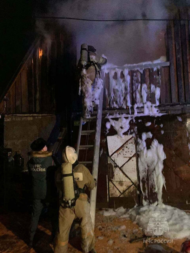    В Суне сгорел частный автосервис