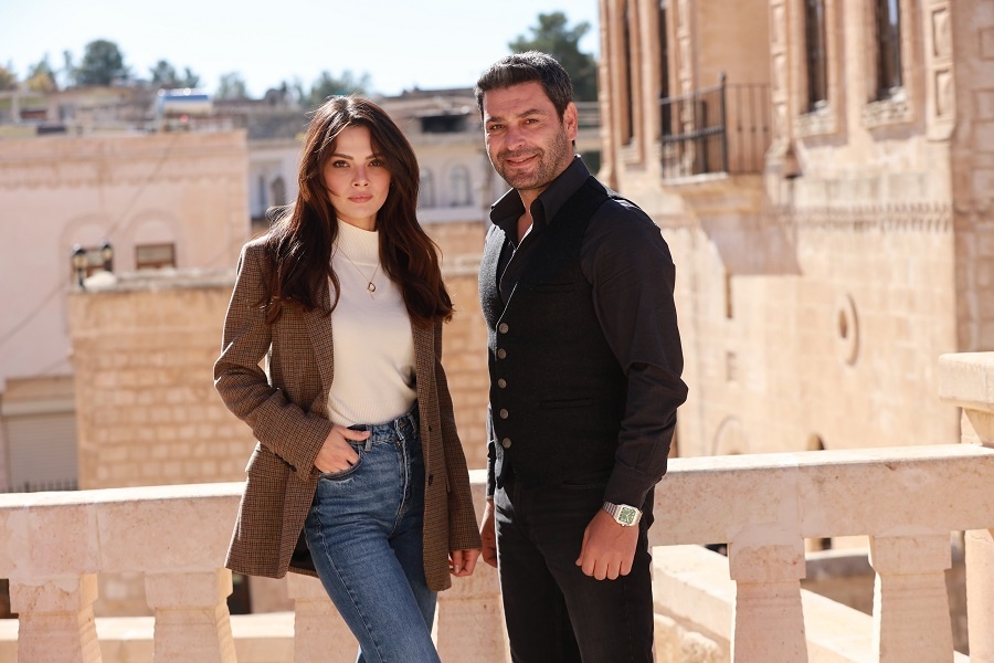 Озан Акбаба и Синем Юнсал